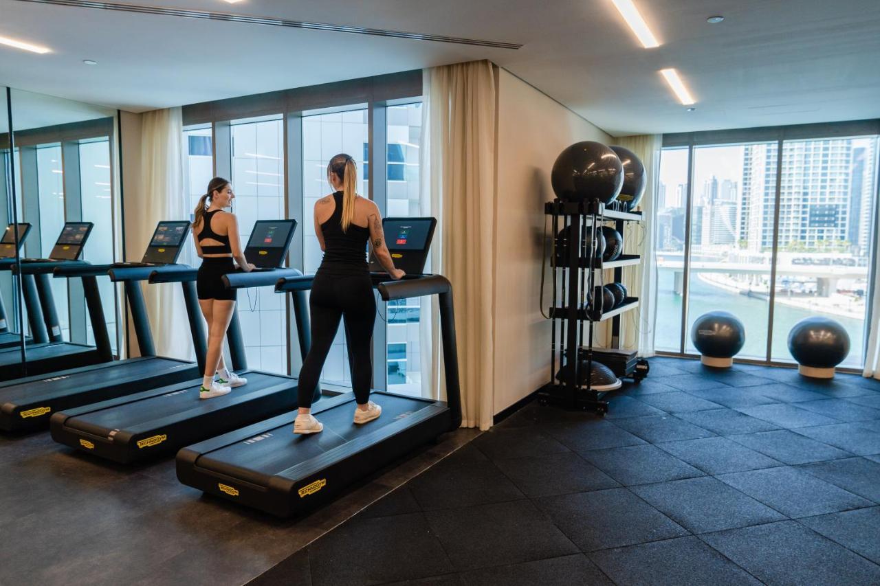 Hyde Hotel دبي المظهر الخارجي الصورة The gym at the hotel